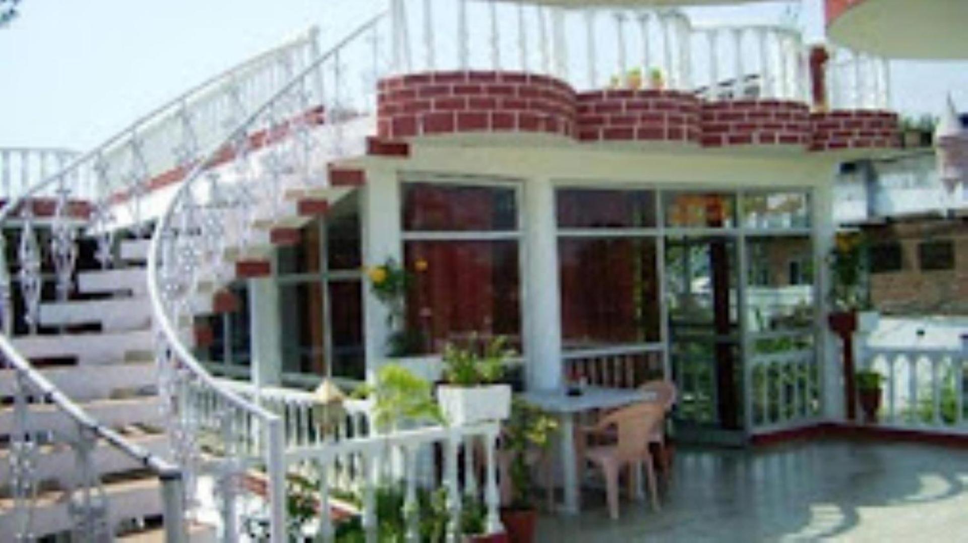 Hotel Casa Di William Khajurāho Екстериор снимка